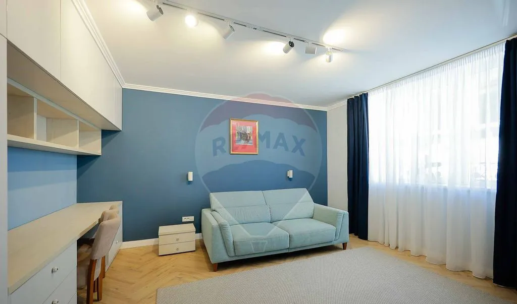 Casa de inchiriat cu 3 camere Ultracentral Parcul Bra