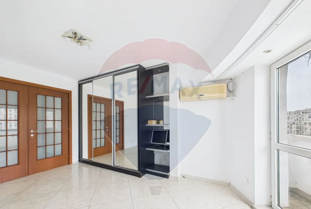 Apartament premium 3 camere 84 mp rond piata alba iulia