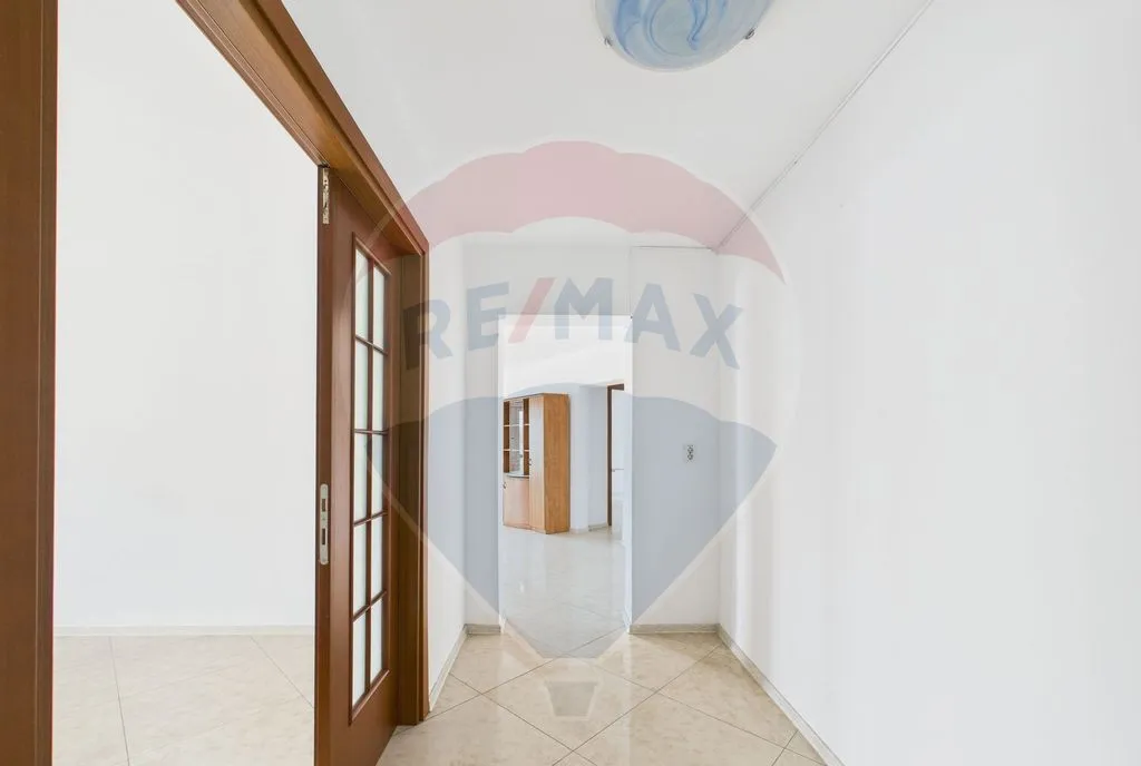 Apartament premium 3 camere 84 mp rond piata alba iulia