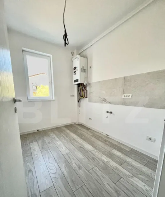 Hala industriala/Depozit/Business de vanzare Roman 8120 mp