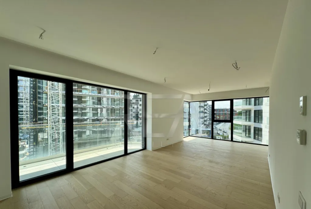 4 camere premium in One Lake Club 12 min Metrou Pipera