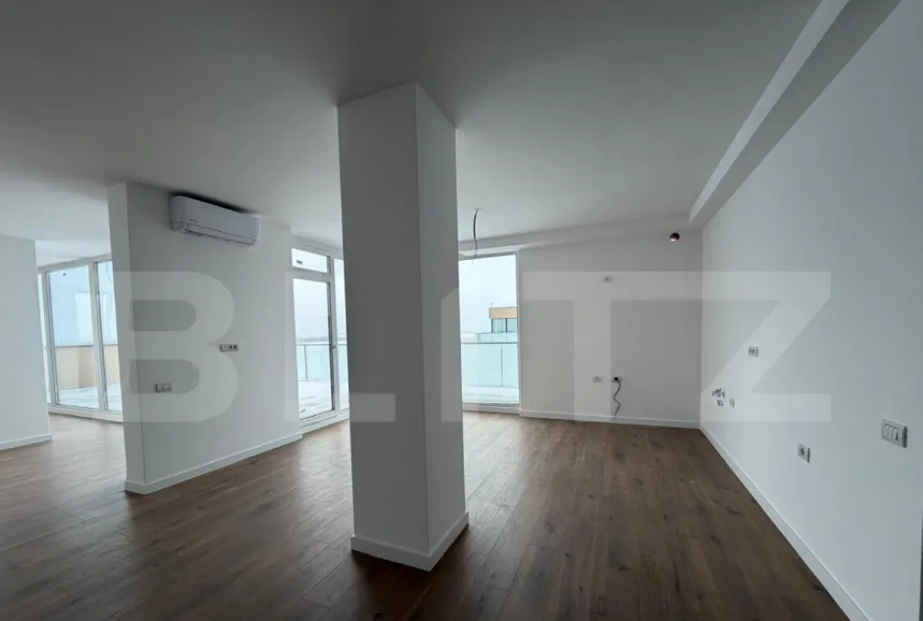 Penthouse de vanzare 106 mp utili terasa 66 mp zona To