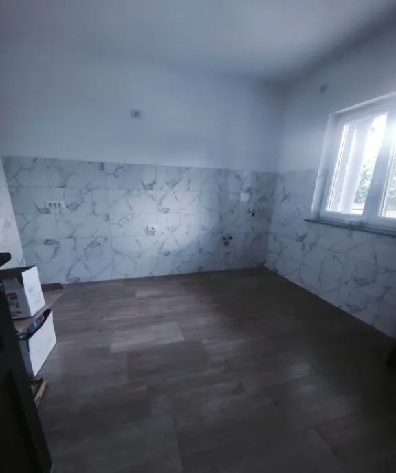 Casa noua 5 camere 500mp teren Radauti