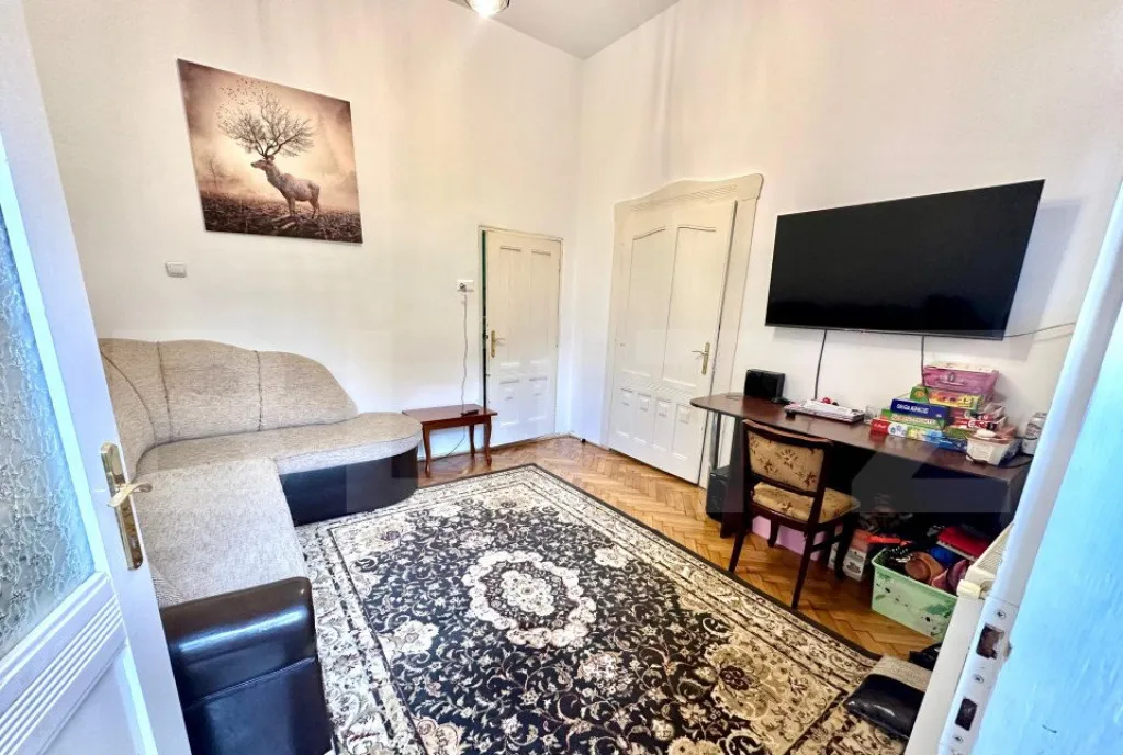 Casa pretabila pentru birouri 5 incaperi 210 mp zona Cen