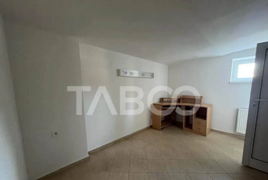 Cladire de birouri smart 370 mp costuri zero cu energia