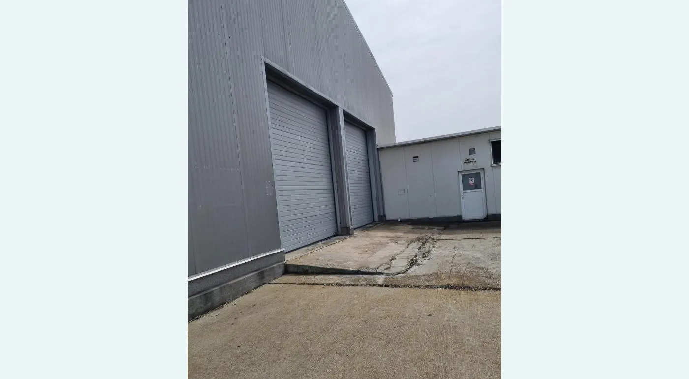 VAND TEREN SPATII ADMINISTRATIVE BIROURI HALE PRODUCTIE