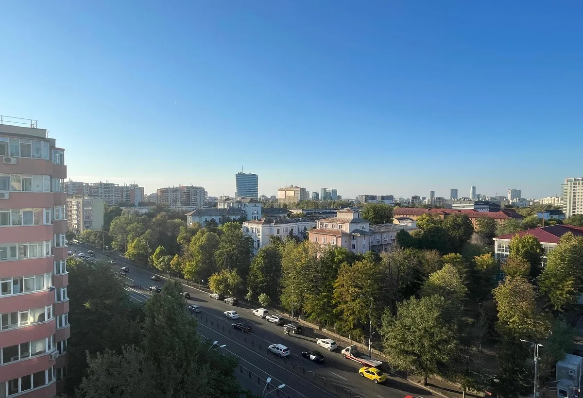 Stefan cel Mare Parcul Circului garsoniera decomandata 37 mp