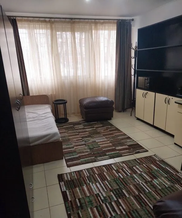 Eroii Revolutiei metrou