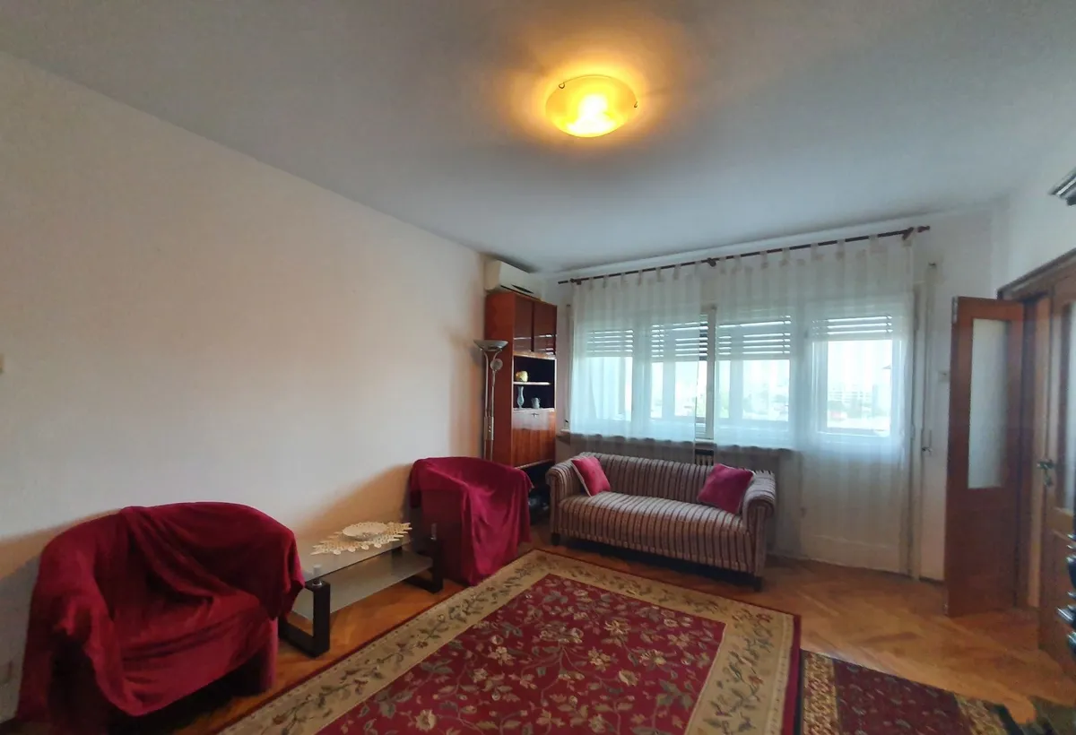 Unirii Central Str Traian