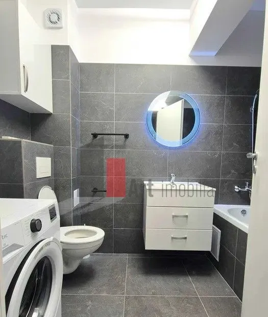 Aparatorii Patriei Apartament cu camere de inchiriat centrala loc de parcare