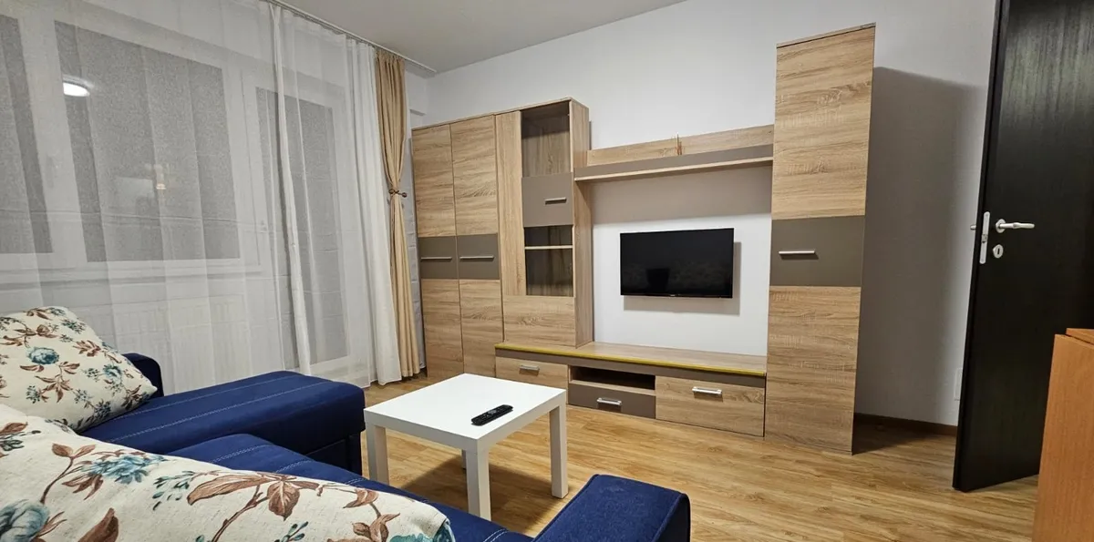 Trapezului 10min metrou 1 Decembrie centrala loc parcare mobilat utilat