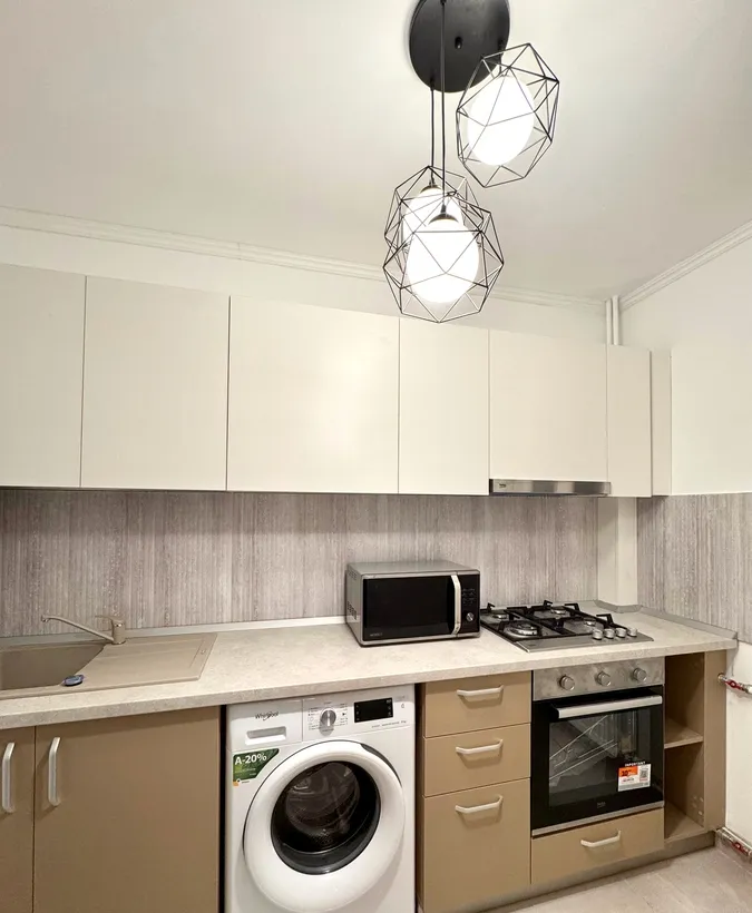 Tineretului Parc Metrou