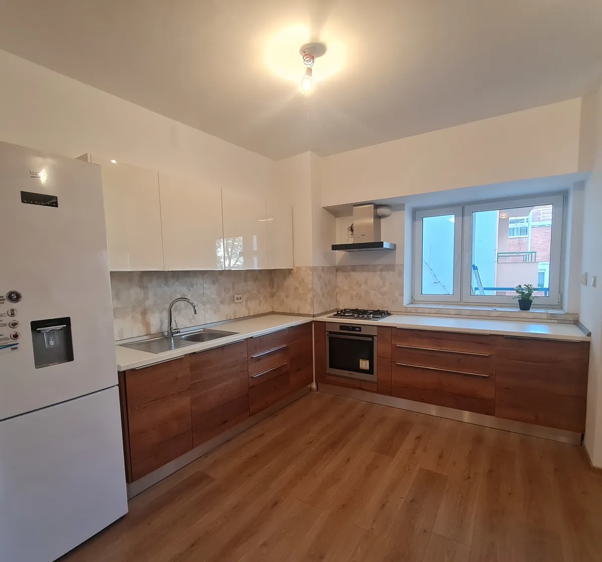 Nordului Cartier Francez 3 camere