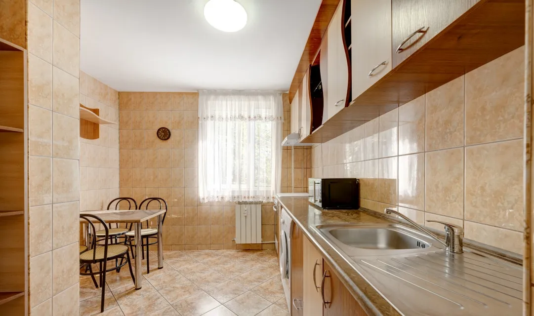 Drumul Taberei Chilia Veche 2/4 Bloc anvelopat liber