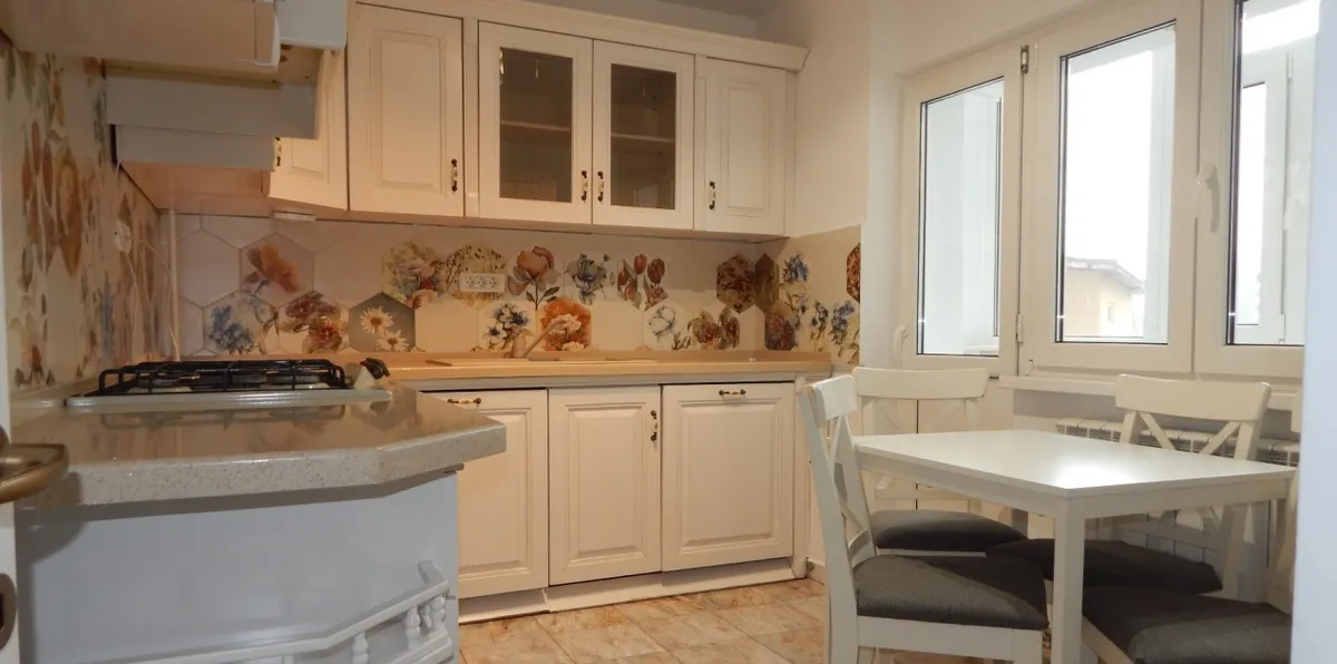 Piata Alba Iulia apartament spatios