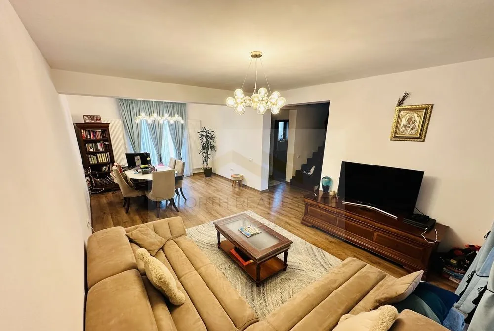 Vila mobilata complet de inchiriat aproape de padure 4 camere