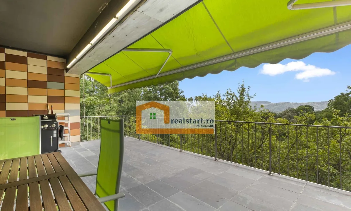 Cornu Vedere la Padure Vila D P M 6600mp teren 4 parcare