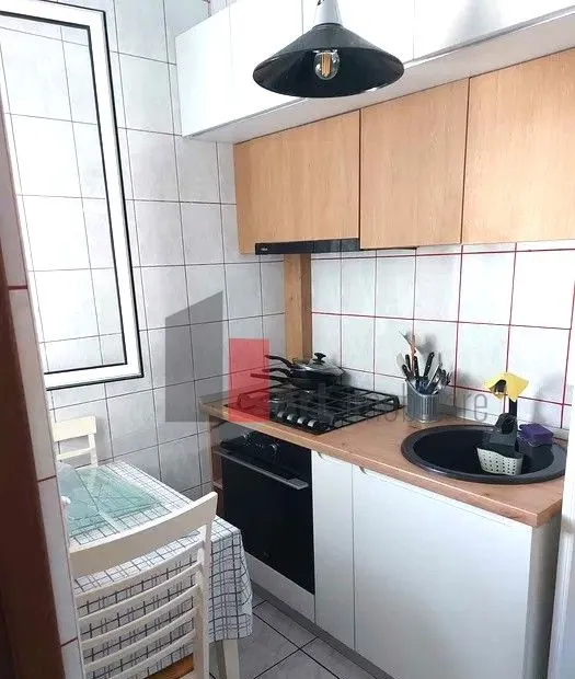 Gars 31 mp et 9/10 bloc reabilitat instalatii refacute mobilata si utilata