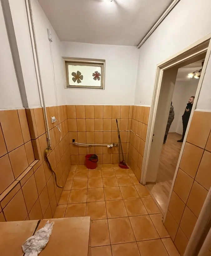 Piata Muncii 7 min metrou Bloc Mixt