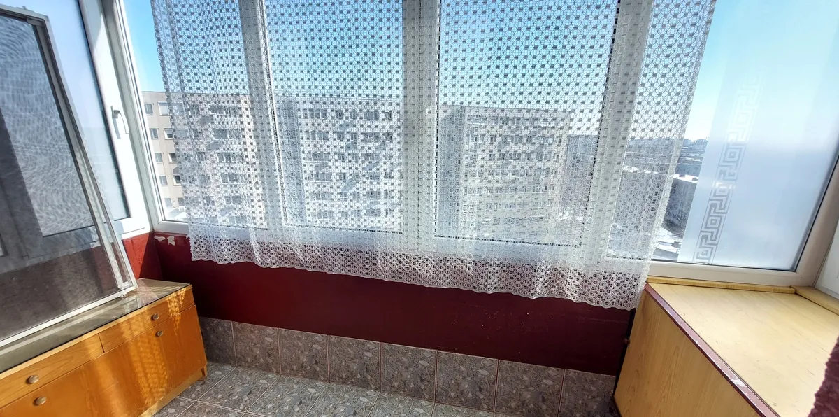 Titan Theodor Pallady metrou 1 Decembrie la 10 minute mers bloc stradal