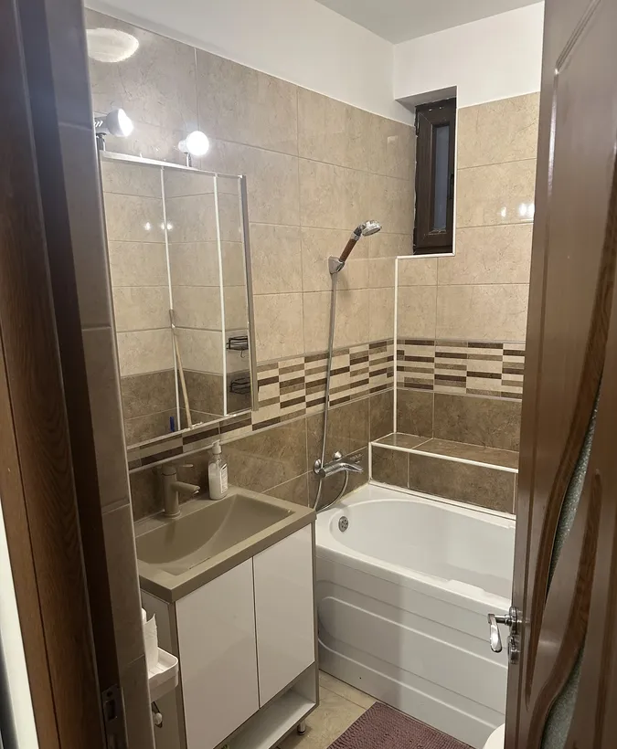 Amurgului 380 m pana la metrou Dimitrie Leonida