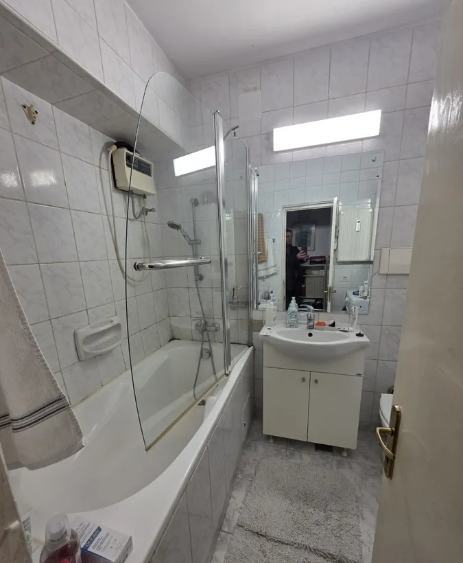 Piata Muncii 5 minute metrou chiar pe Decebal bloc 1991 vedere mixta