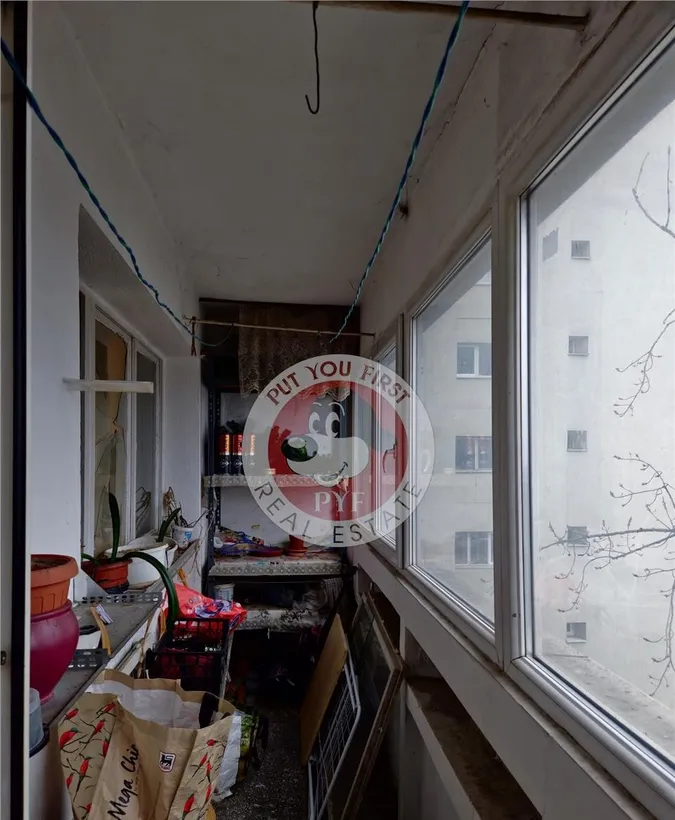 Kaufland Vergului 3 camere 69mp Decomandata B12863