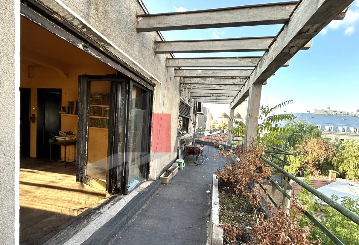 Ultracentral cartierul Evreiesc Apartament unicat cu terasa 50mp