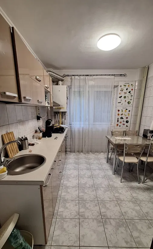 Militari Gorjului apartament 3 camere 2 bai centrala proprie
