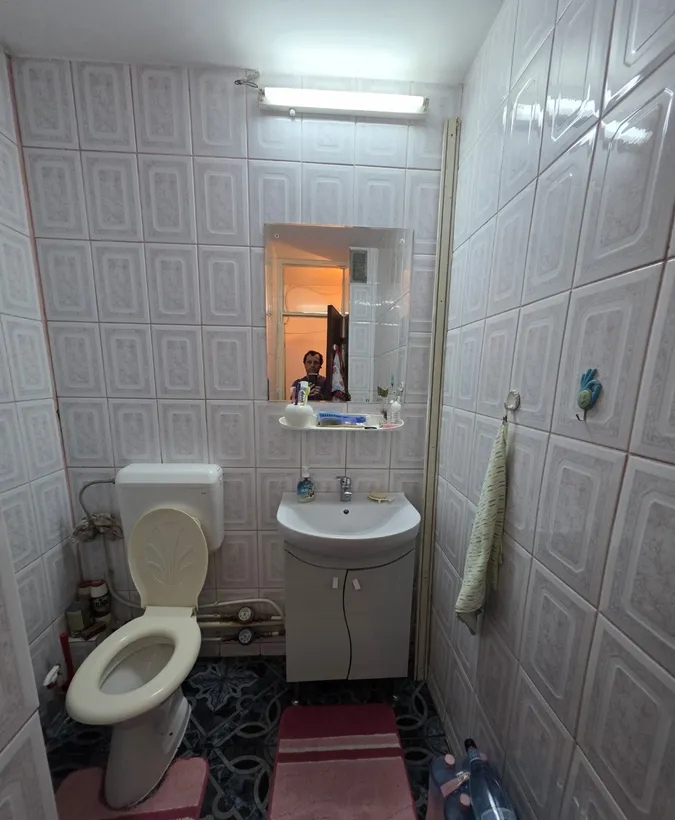 Trapezului pe B ul 1 Decembrie 1918 15 minute metrou Auchan bloc 1980