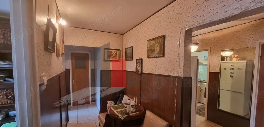 Brancoveanu vanzare apartament decomandat 4 camere