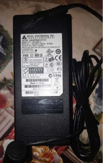 incarcator 48v 1 67A mufa in poza model adp-80lb