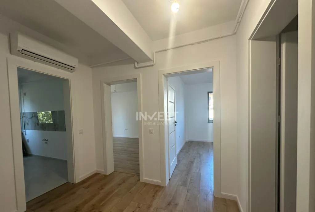 1 camera decomandat bloc nou mall moldova