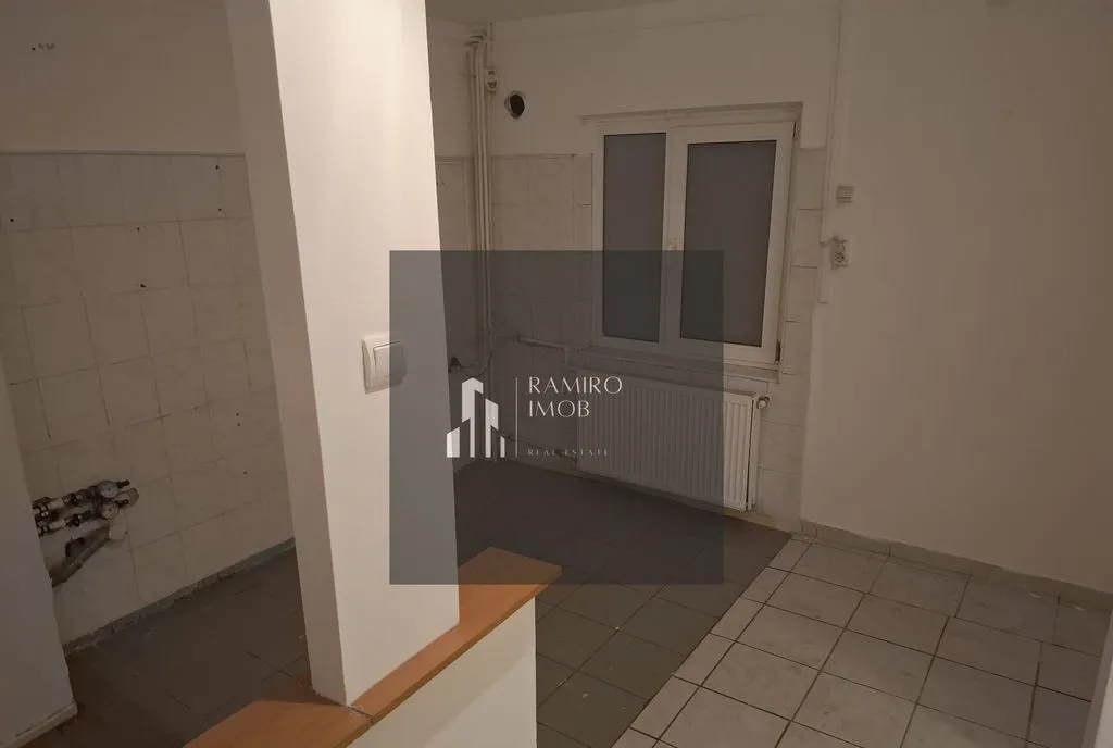 Apartament 3 camere decomandat Soseaua Giurgiului / Piata