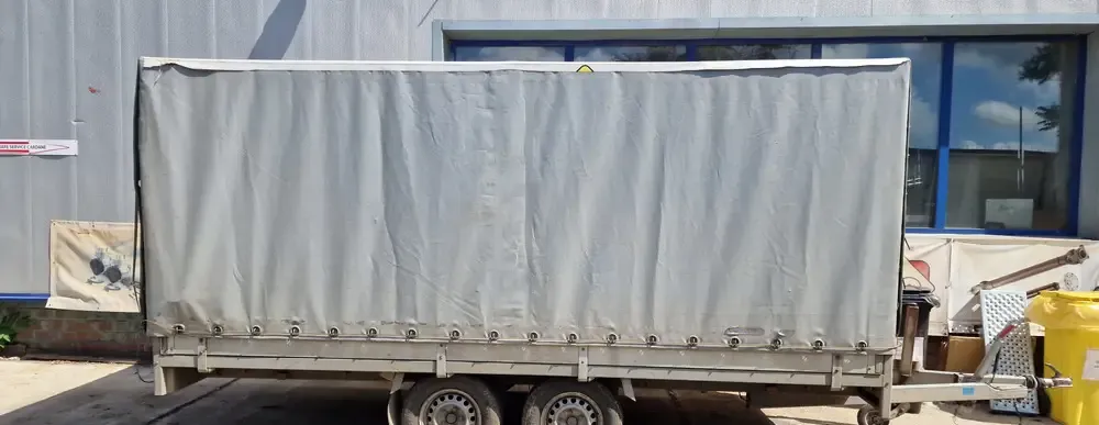 Remorca 2200 kg 2 axe obloane si prelata demontabile