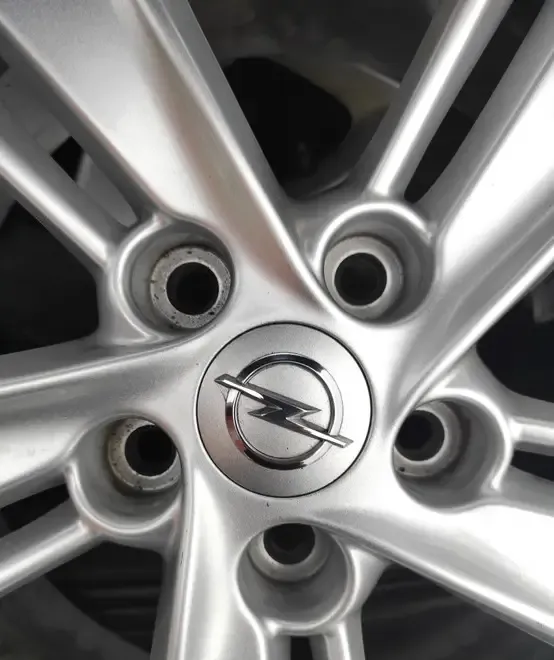 Jante originale opel r17 / 225 / 55 astra m