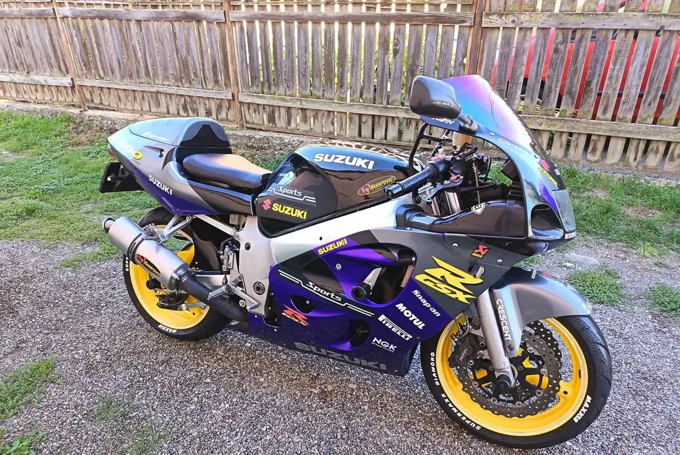 SUZUKI GSXR 600 stare FOARTE BUNA