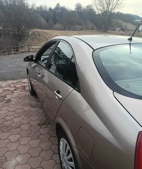 Vand auto Nissan Primera