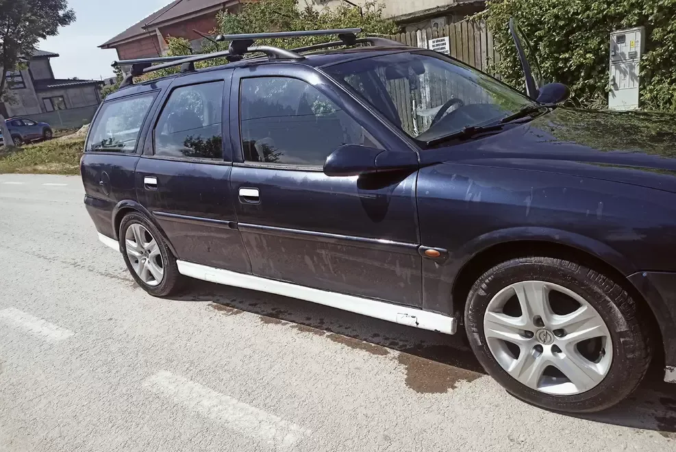 Opel Vectra b