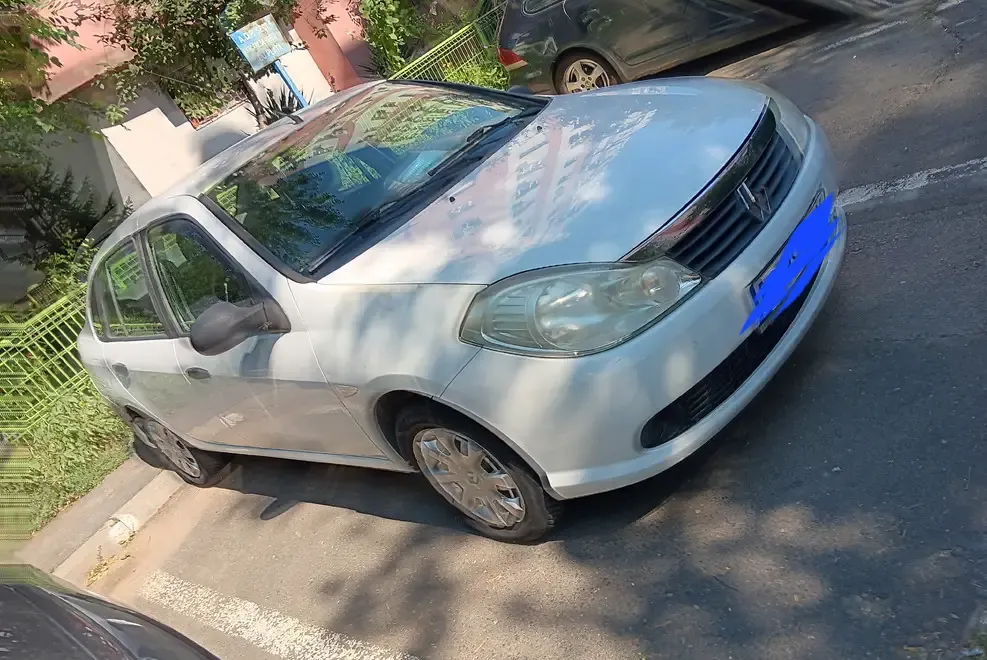 Vand Renault Symbol 1 2 an fabricatie 2011