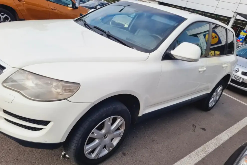 Vw touareg 2009 2 5tdi automat R5
