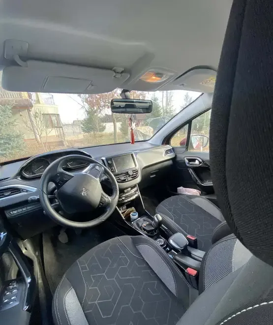 Peugeot 2008 fabric 2019 prim proprietar