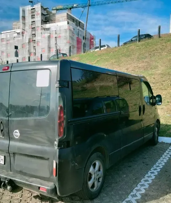 Vand Nissan Microbuz 8 1