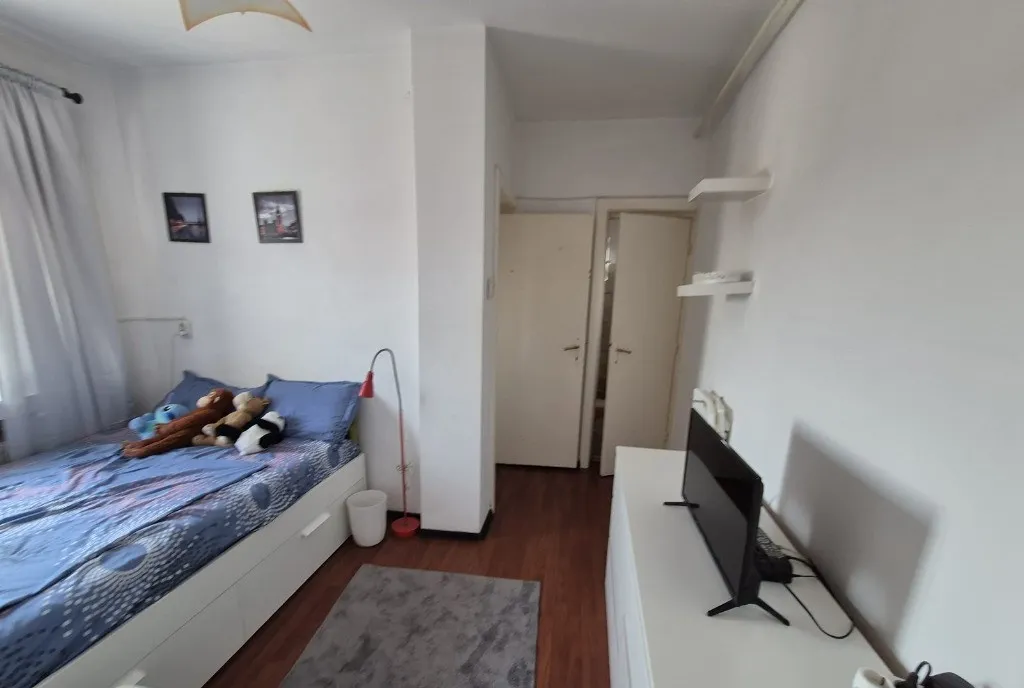 Cal Dorobanti ase vanzare garsoniera mobilata