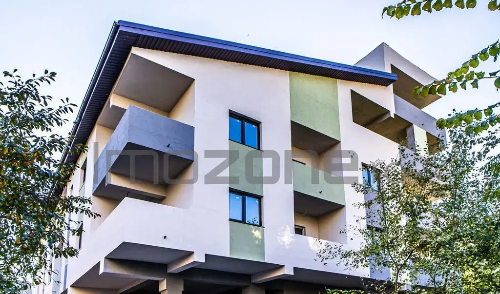 Ap 2 cam 46 mp etaj 1 4 langa metrou Pacii str Ma