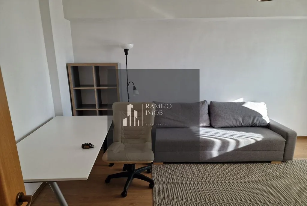 Apartamnet 3 camere 74 mp 1981/ decomandat / victoriei