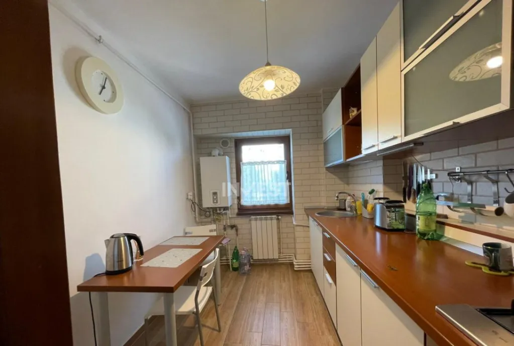 De vanzare 3 camere renovat zona Pacurari Alpha Bank I