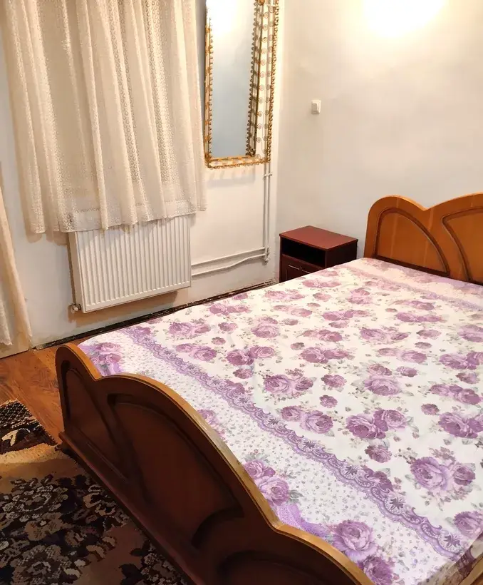 Rahova str Crizantemelor la curte parcare contract anaf