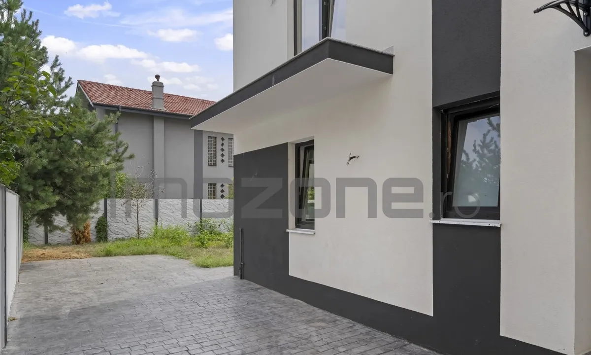 Militari Pacii casa spatioasa cu terasa si loc de parcare