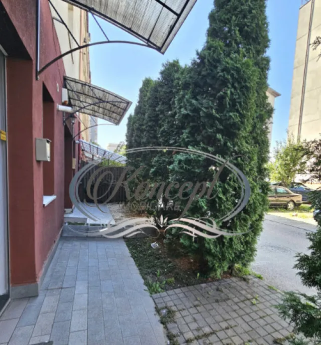 Spatiu comercial open space in ansamblu nou aproape de Rivu